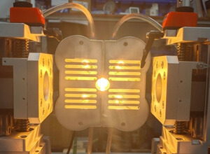 “專精特新企業(yè)”朗普光電—16 年深耕特種光源，賦能科研紅外線加熱全場景需求